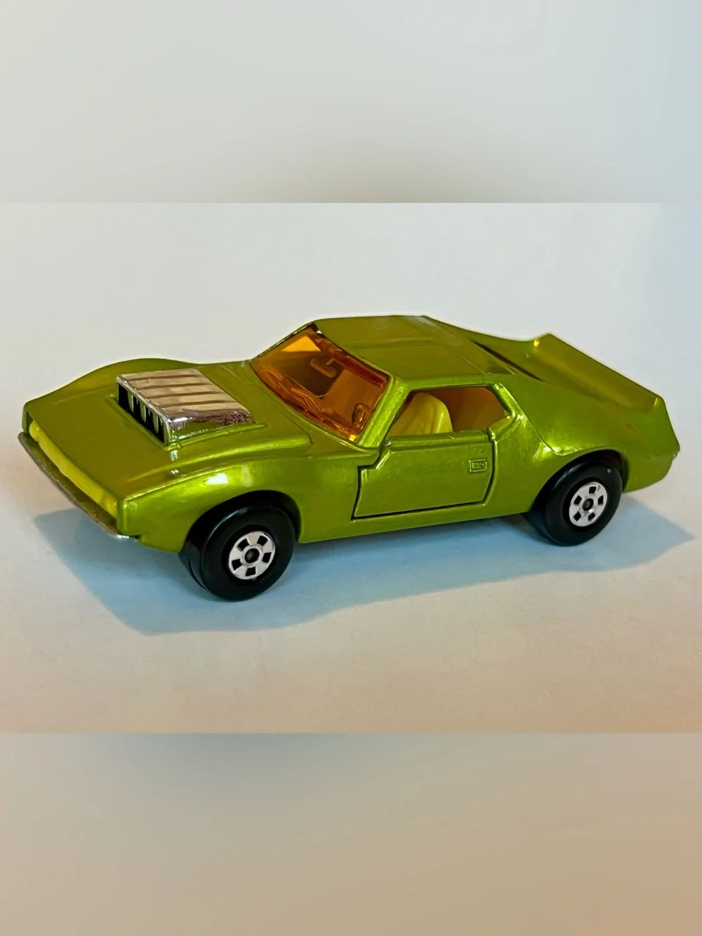 Vintage Matchbox Superfast No. 9 AMX Javelin 1972 Green with Chrome Scoop Lesney